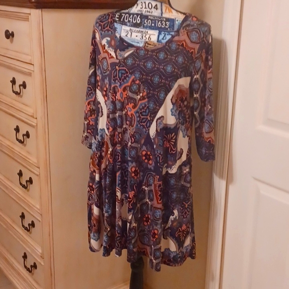 Honeyme Dresses & Skirts - HoneyMe womens L dress